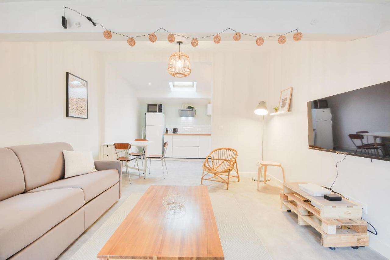 Le Toit De Poincare Apartment Nancy Bagian luar foto